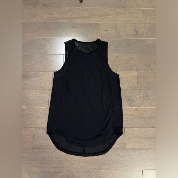 Lululemon Black mesh top. Size 4. - Picture 1 of 2